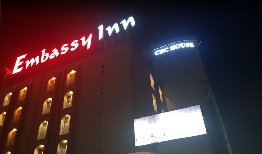 Embassy Inn, カラチ エクステリア 写真